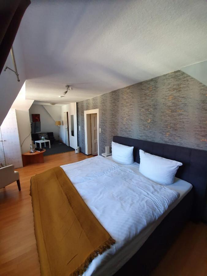 Hotel Restaurant Zum Hollaender Hof Bad Arolsen Exterior foto